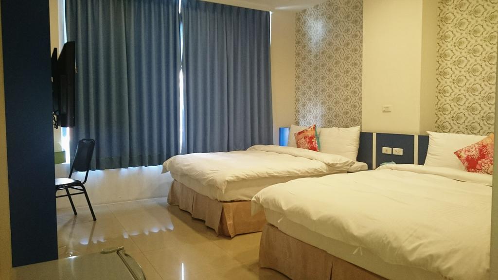 Sun Moon Lake Crystal B&B Nantou Exterior photo