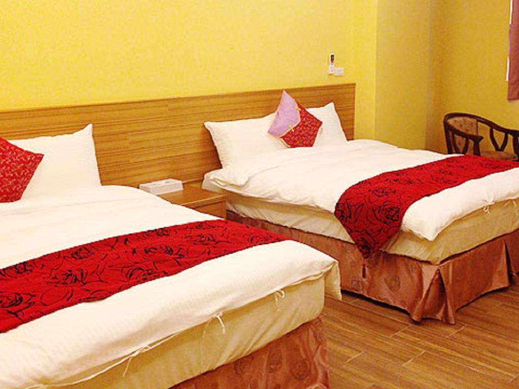 Sun Moon Lake Crystal B&B Nantou Exterior photo